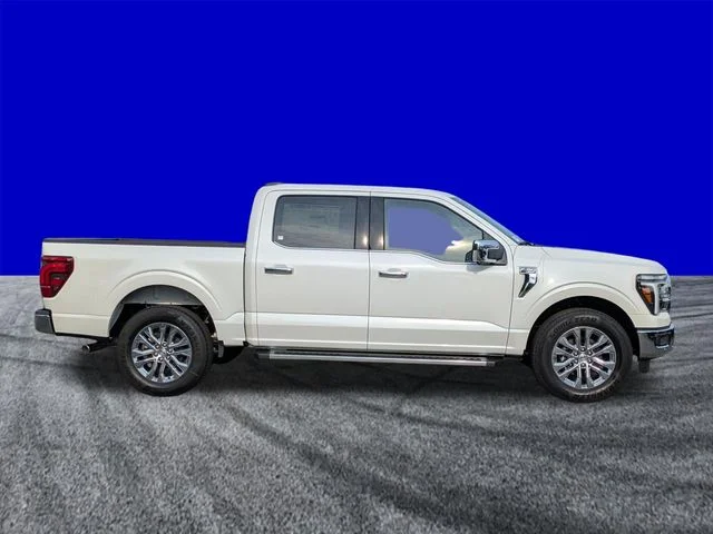 New 2026 Star White Metallic Tri-Coat Ford Lariat® image 3