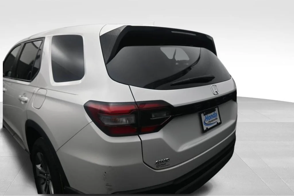 Used 2024 Platinum White Pearl Honda EX-L image 14