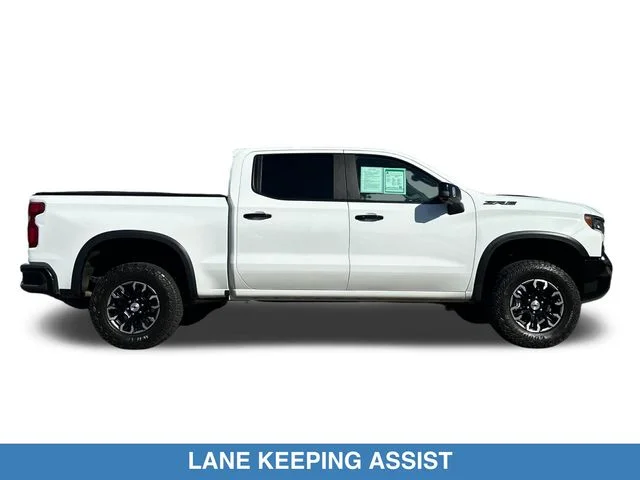 Used 2024 White Chevrolet ZR2 image 4