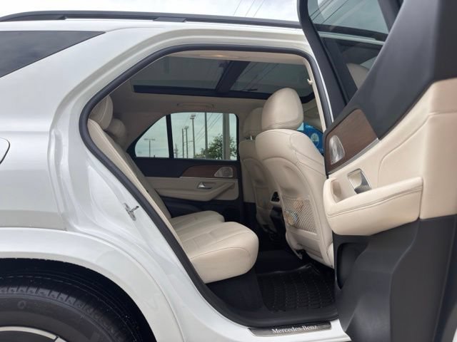Used 2022 White Mercedes-Benz GLE 350 image 7