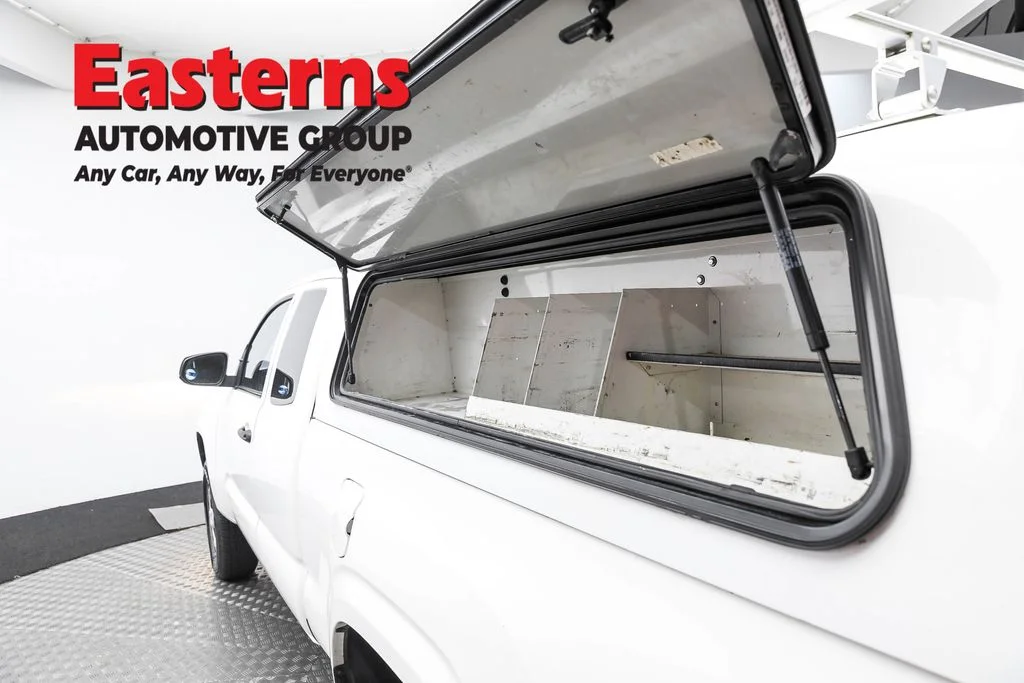 Used 2021 White Toyota SR image 20