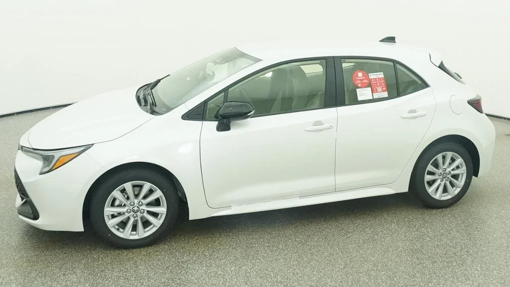 New 2027 Wind Chill Pearl Toyota SE image 5