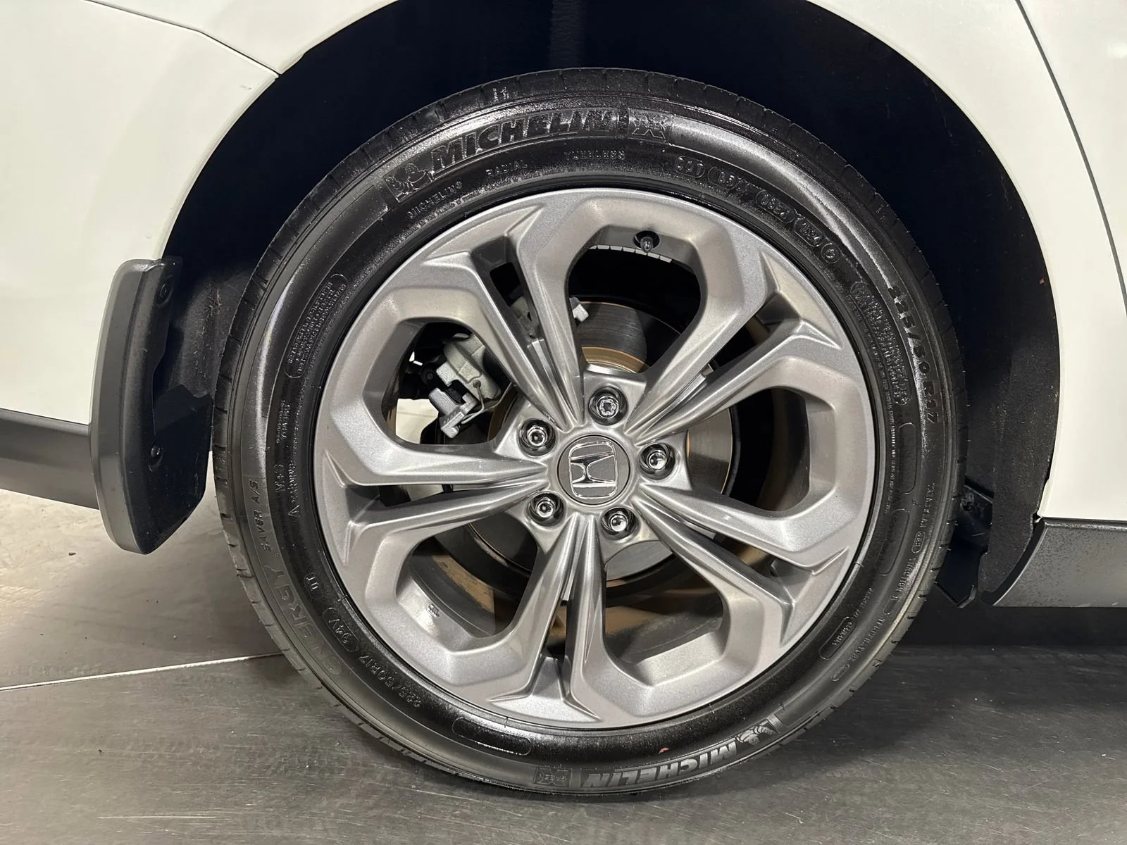 2024 Honda Accord EX - Photo 38