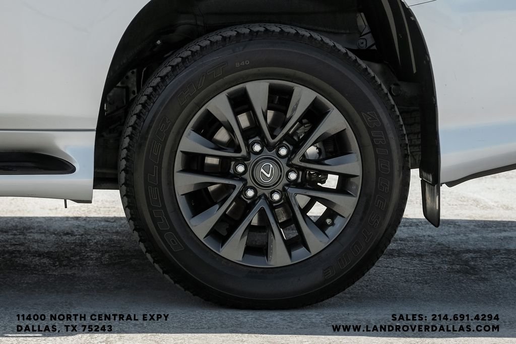 Used 2023 White Pearl Lexus 460 image 47