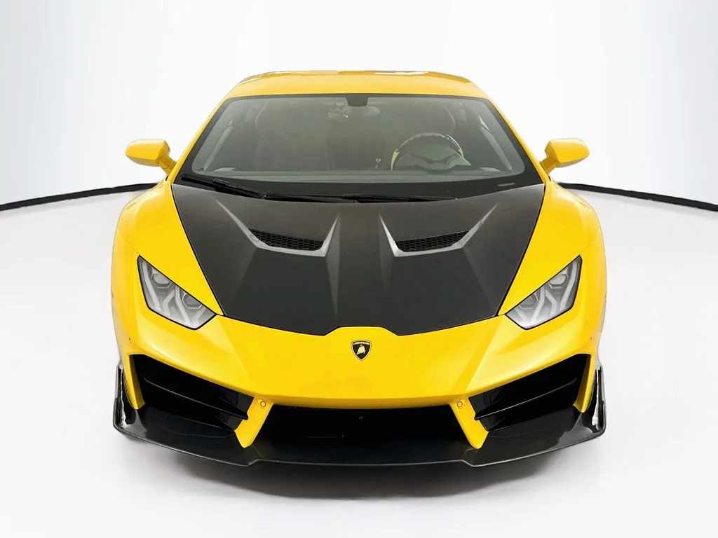 Used 2017 Yellow Lamborghini LP580-2 image 2