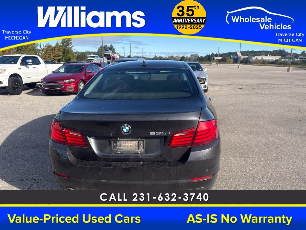 Used 2011 Dark Graphite BMW 535i xDrive image 12