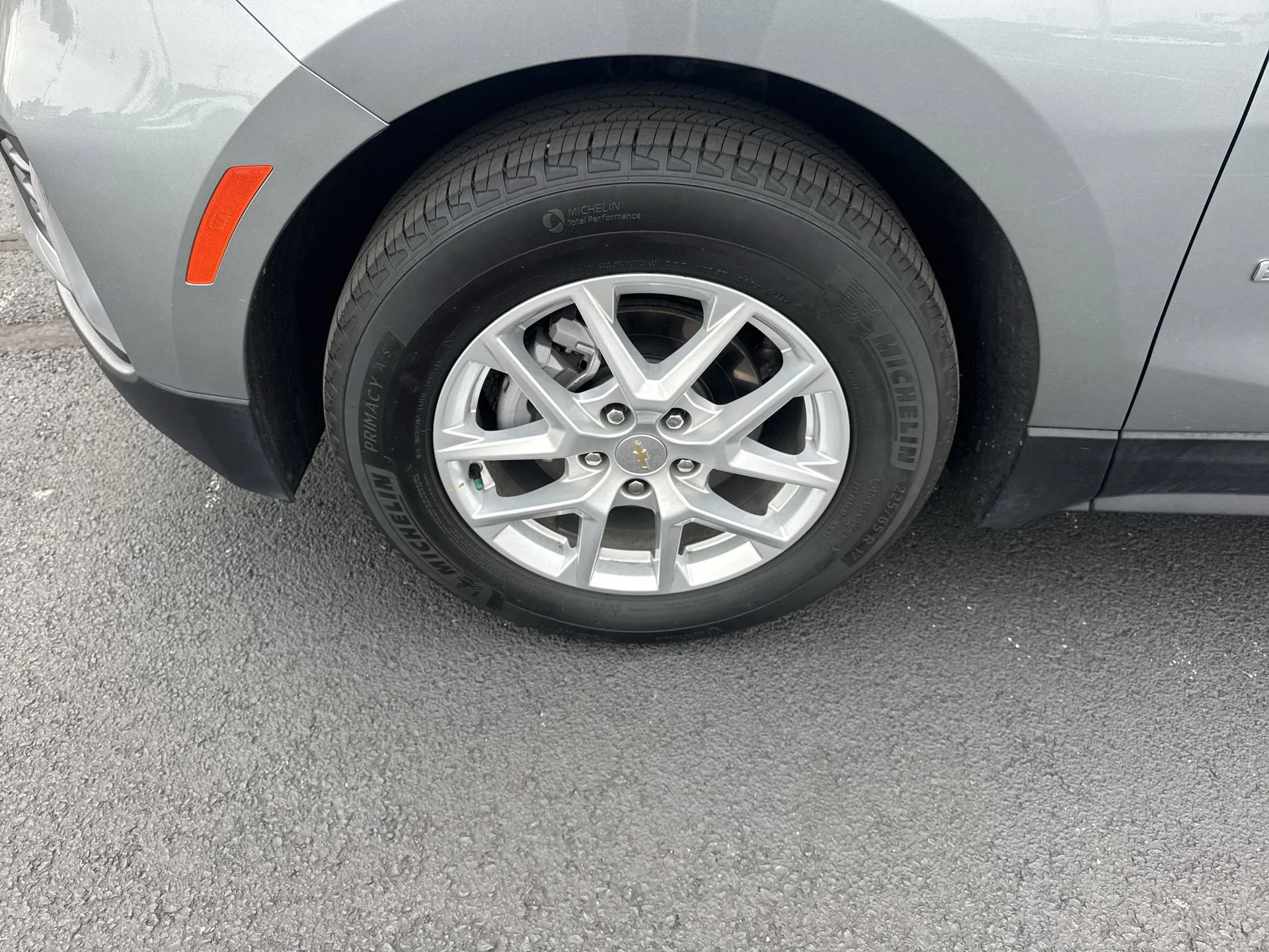 2024 Chevrolet Equinox LT - Photo 10