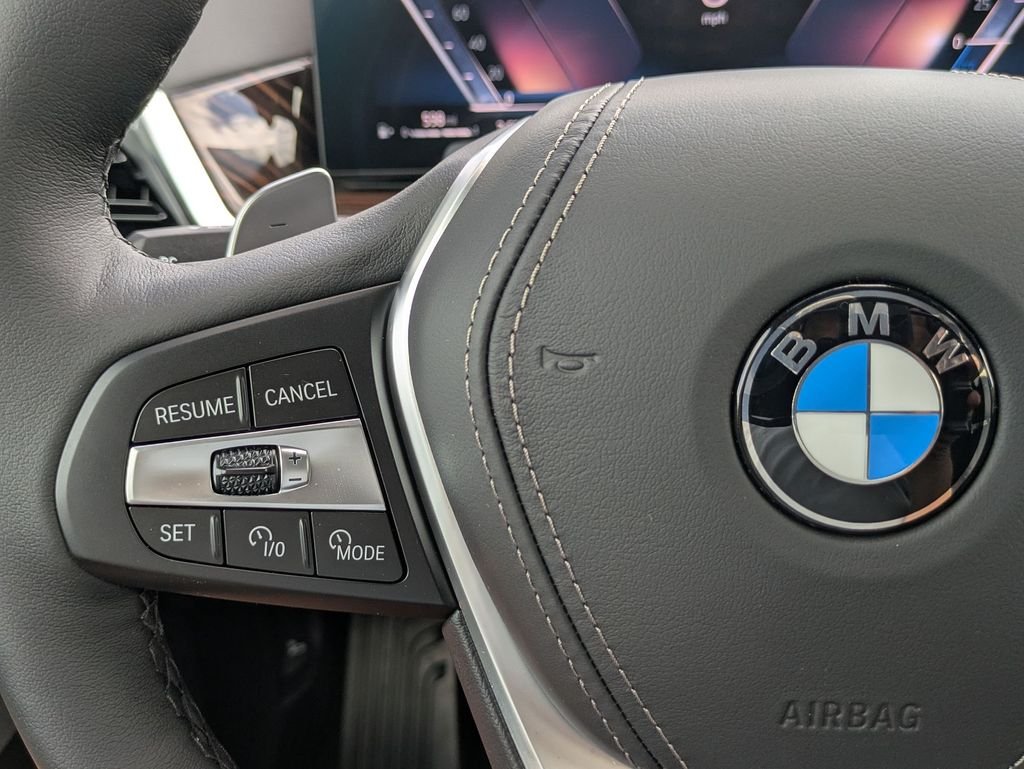 New 2026 Dravit Grey Metallic BMW xDrive40i image 15