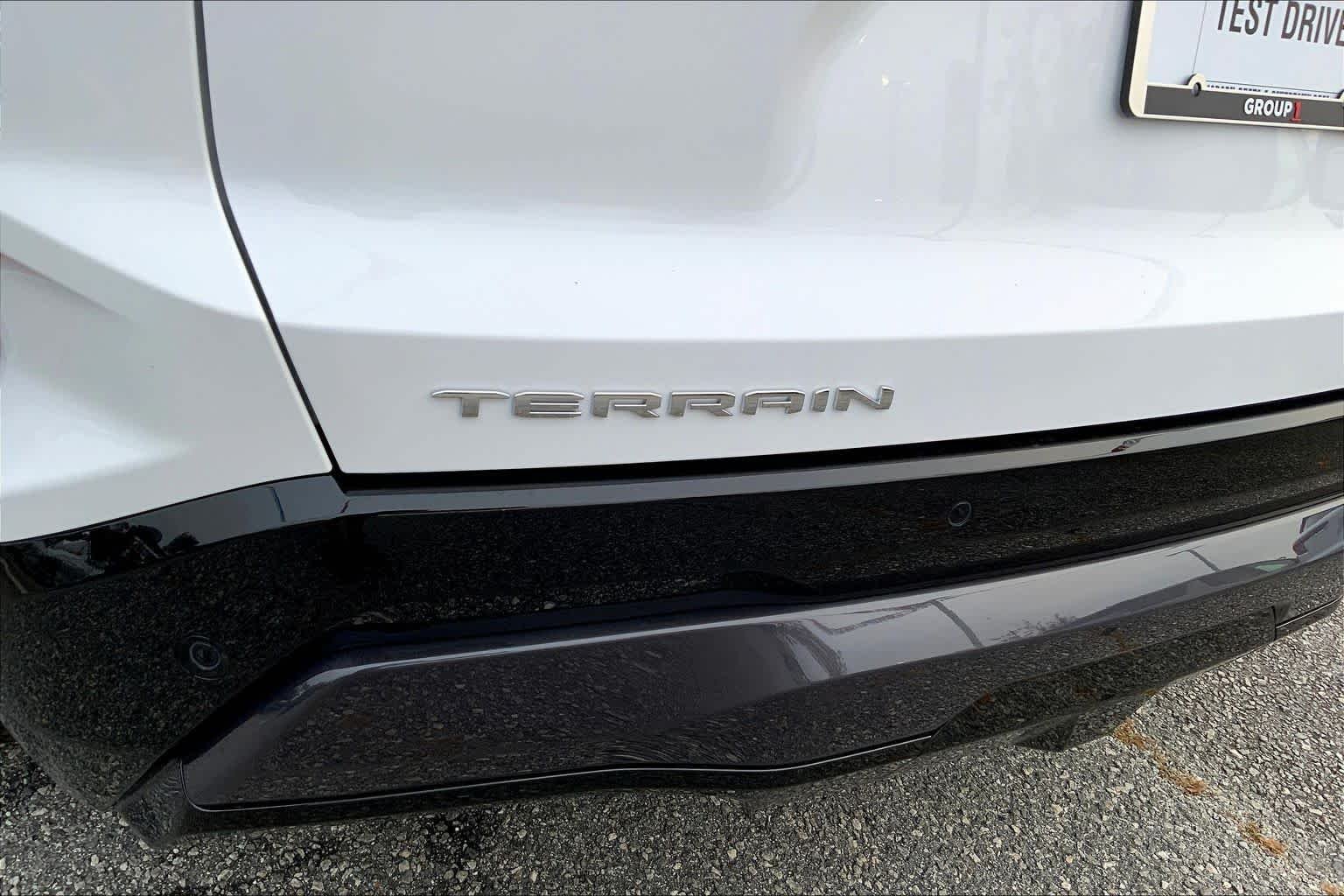 2026 GMC Terrain AT4 - Photo 15