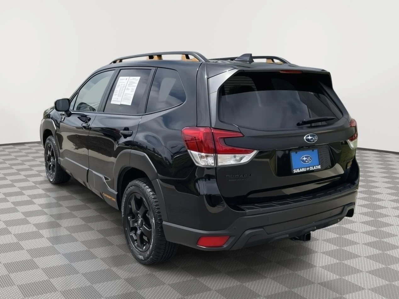 Certified Used 2024 Crystal Black Silica Subaru Wilderness image 13