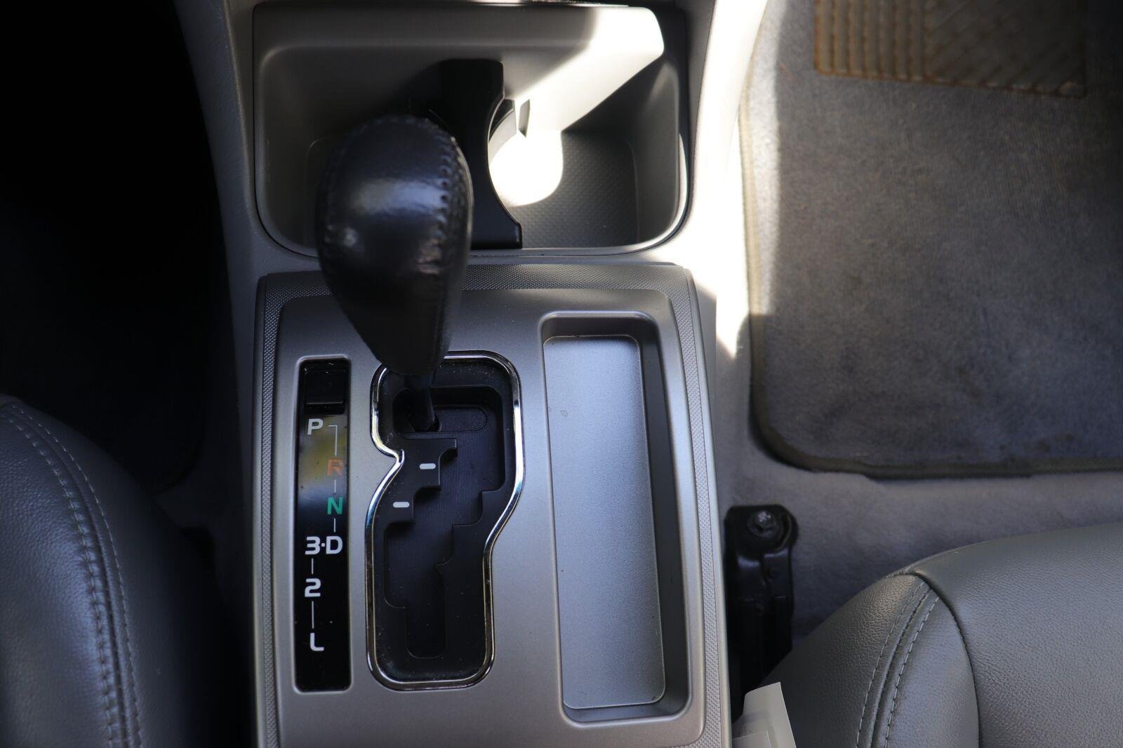 Used 2008 Silver Streak Mica Toyota Base image 27