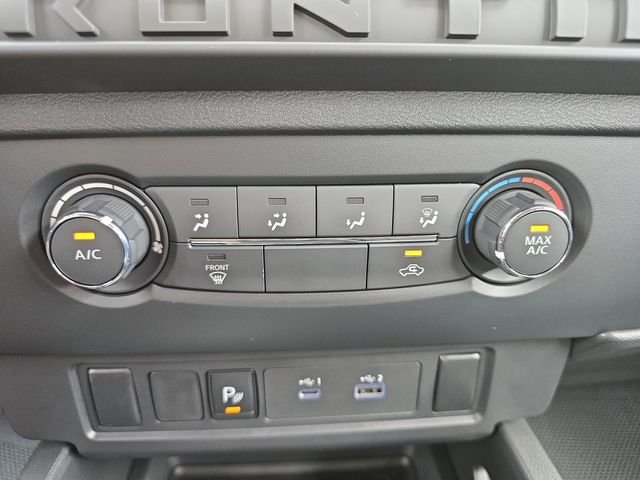 New 2026 Glacier White Nissan Crew Cab S image 4