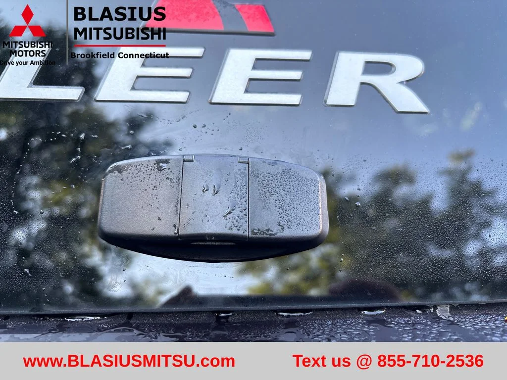 Used 2022 Red Chevrolet LT Trail Boss image 58