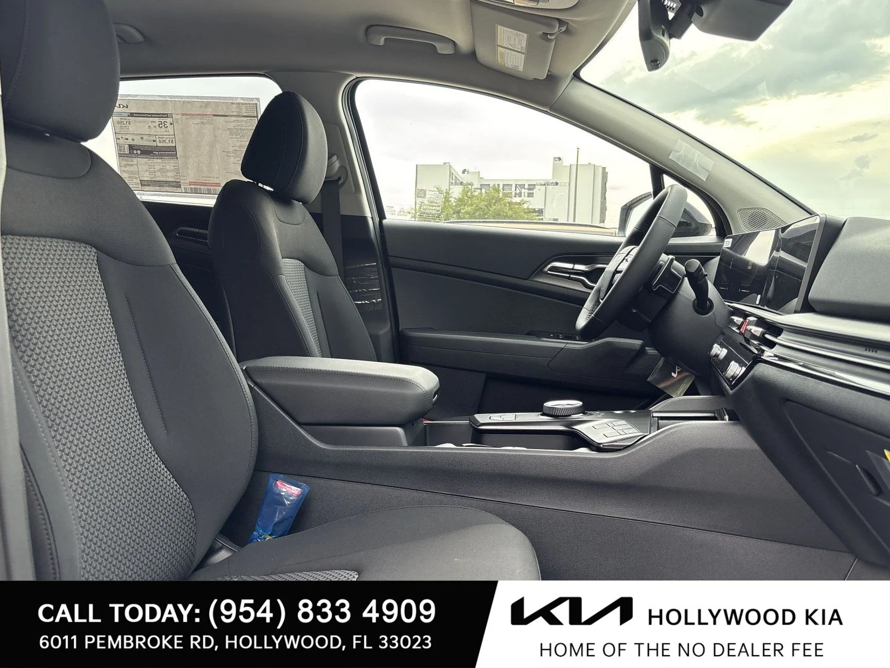 New 2027 Gravity Gray Kia S image 23