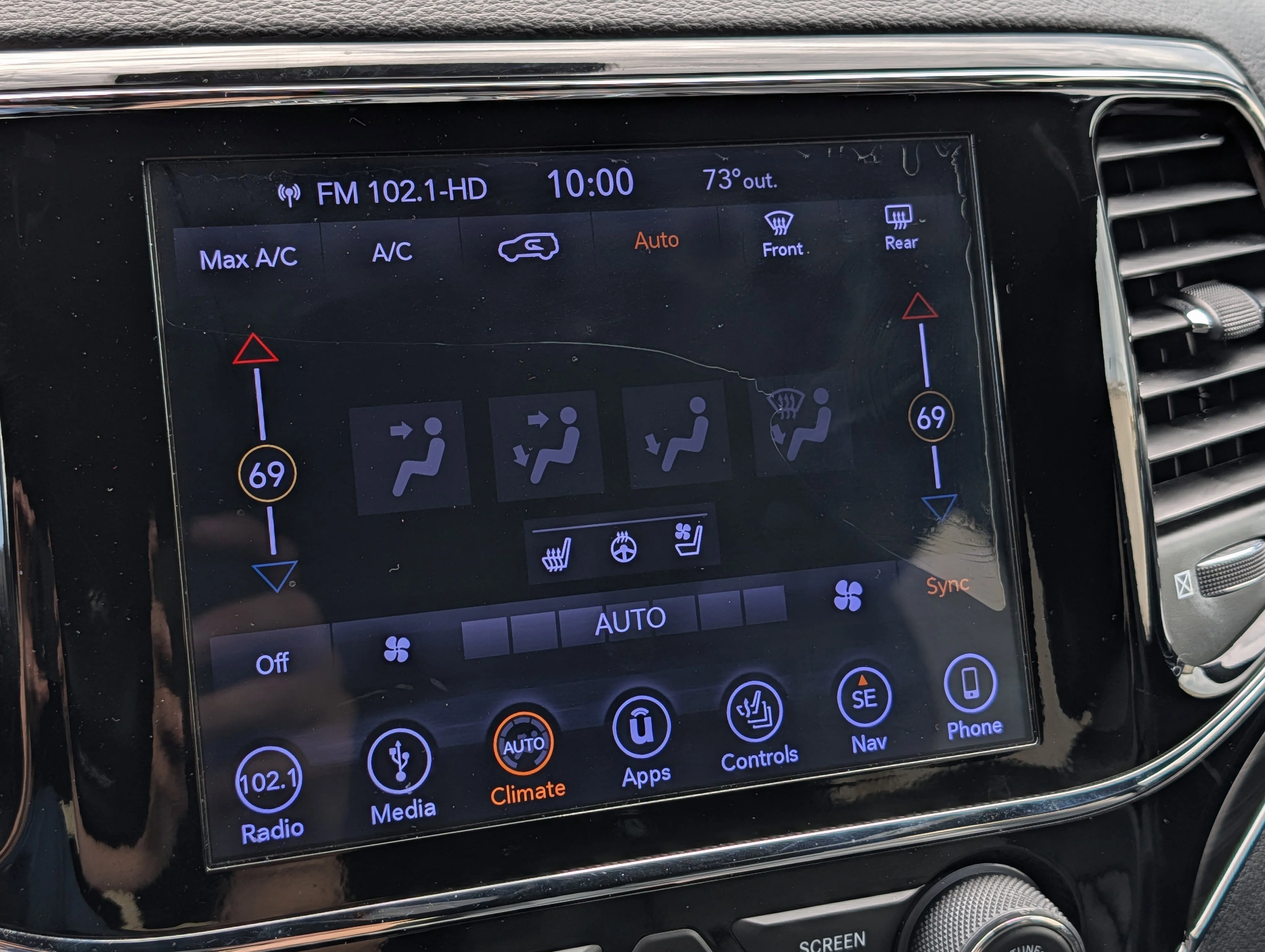 Used 2019 Diamond Black Crystal Pearlcoat Jeep Limited image 27