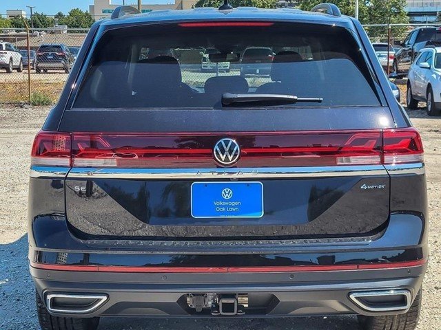 New 2026 Deep Black Pearl Volkswagen 2.0T SE w/Technology image 6