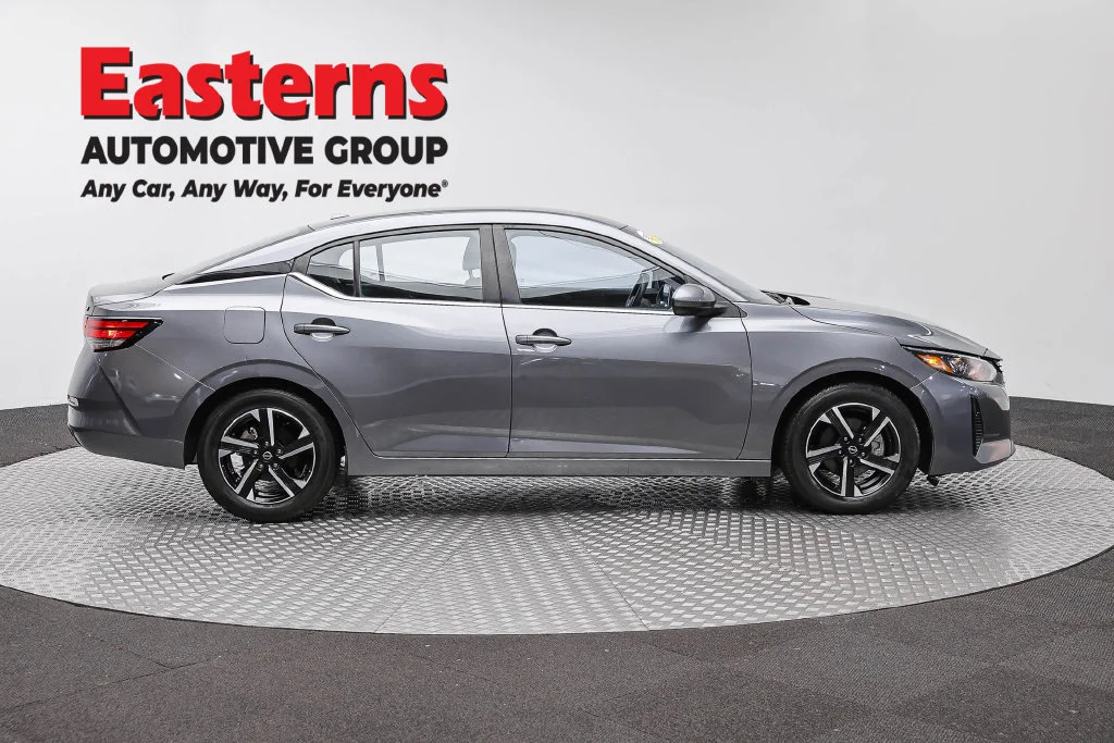 Used 2024 Gray Nissan SV image 4