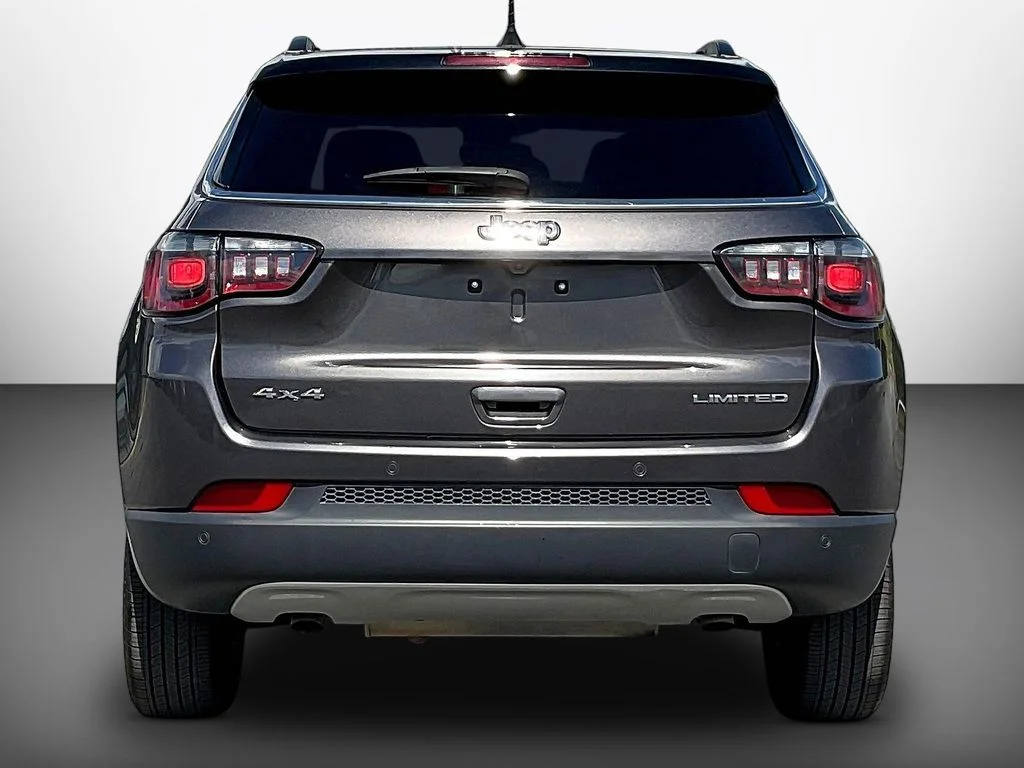 Used 2024 Gray Jeep Limited image 5