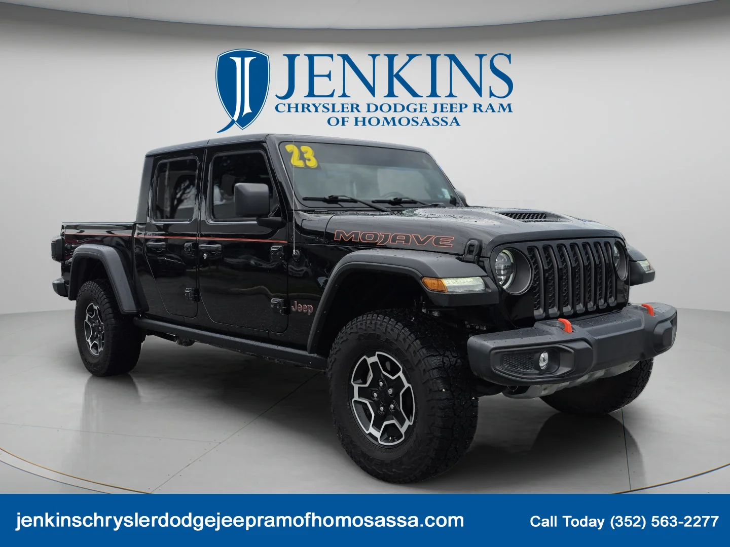 Used 2023 Black Clearcoat Jeep Mojave image 1