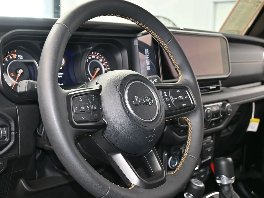 Used 2024 Black Clearcoat Jeep Sport S image 12