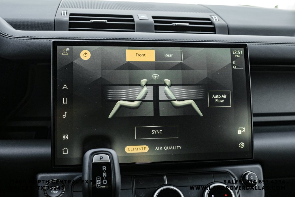 New 2026 Fuji White Land Rover X-Dynamic SE image 31