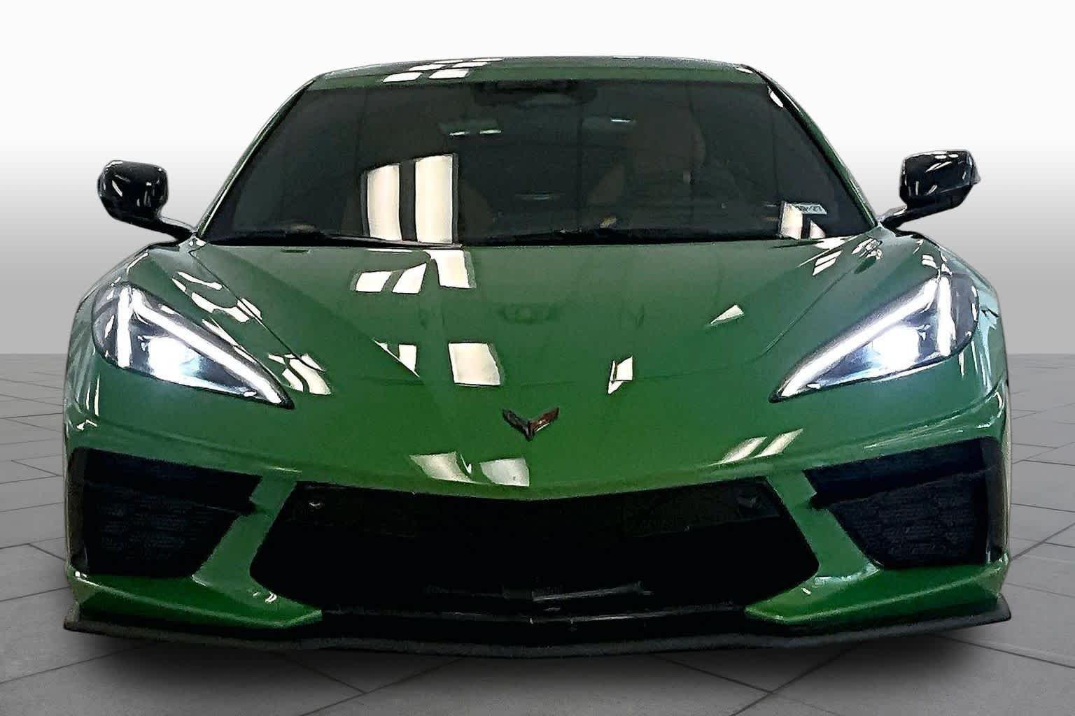 Used 2026 Roswell Green Metallic Chevrolet 2LT image 3