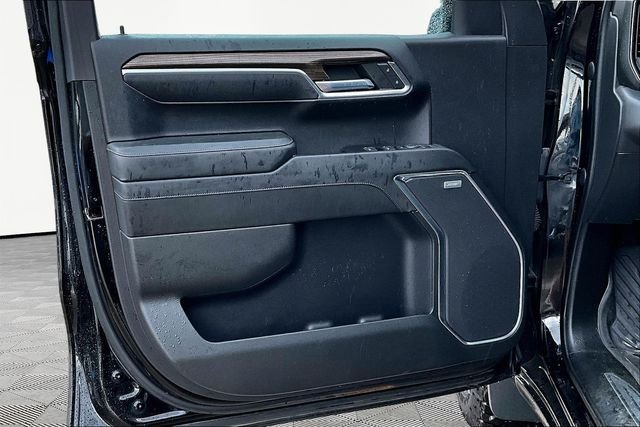 Used 2022 Black Chevrolet LT Trail Boss image 18