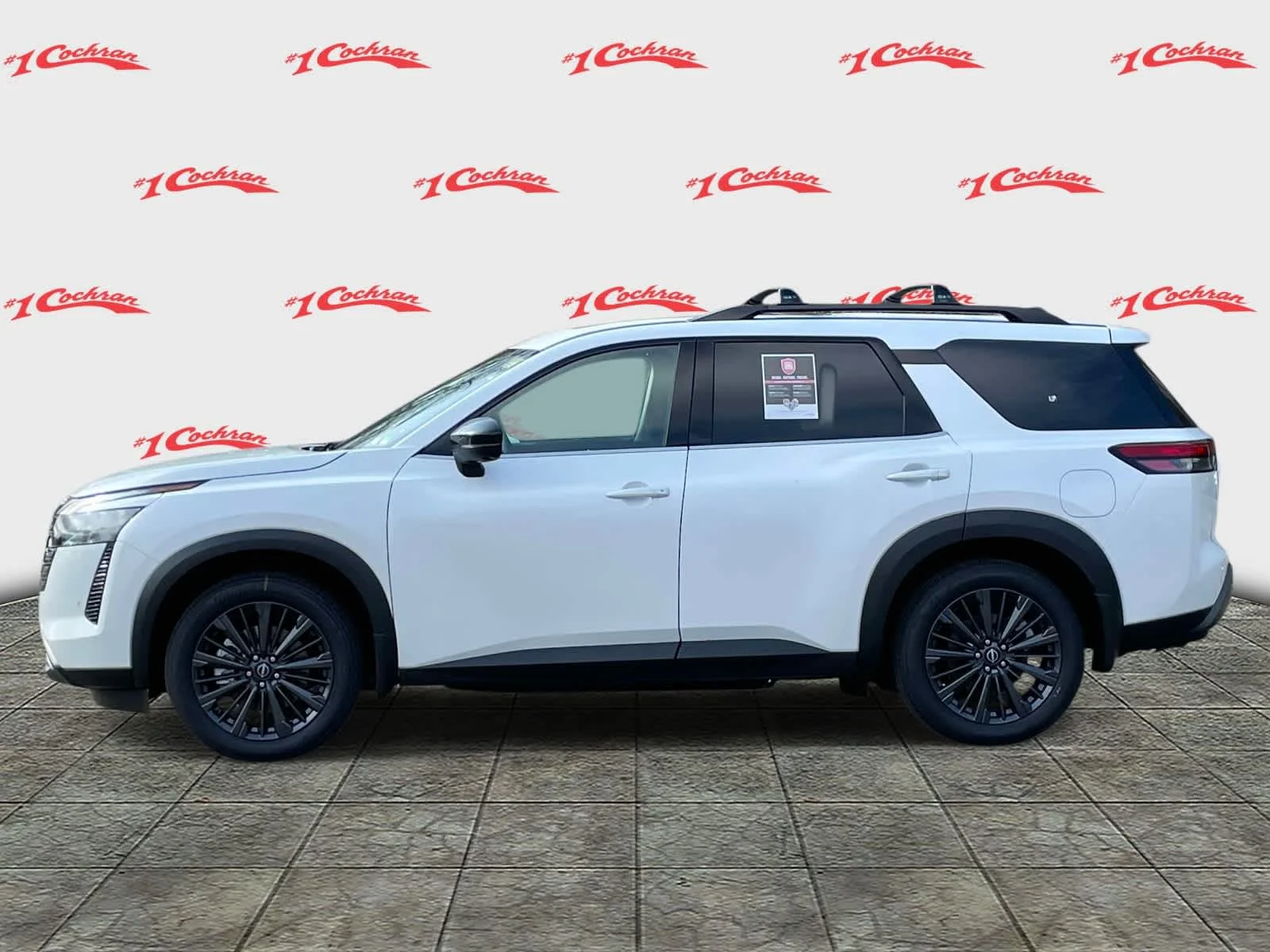 New 2026 Everest White Pearl Tricoat Nissan SL image 10