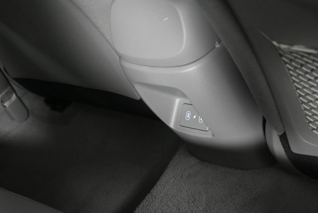 2025 Hyundai Elantra SEL - Photo 17