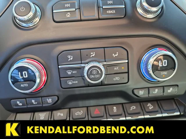 Used 2023 Forest Metallic GMC AT4 image 17