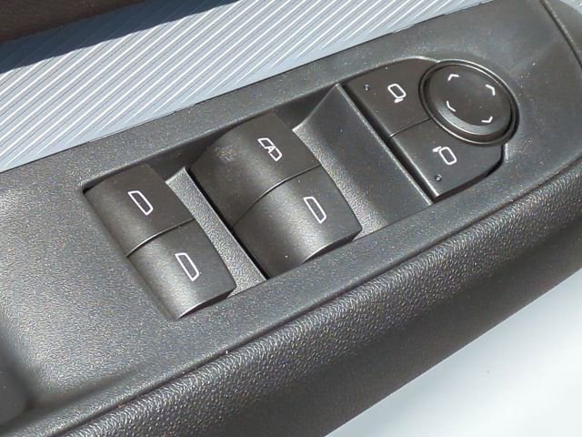 2027 Chevrolet Bolt LT - Photo 23