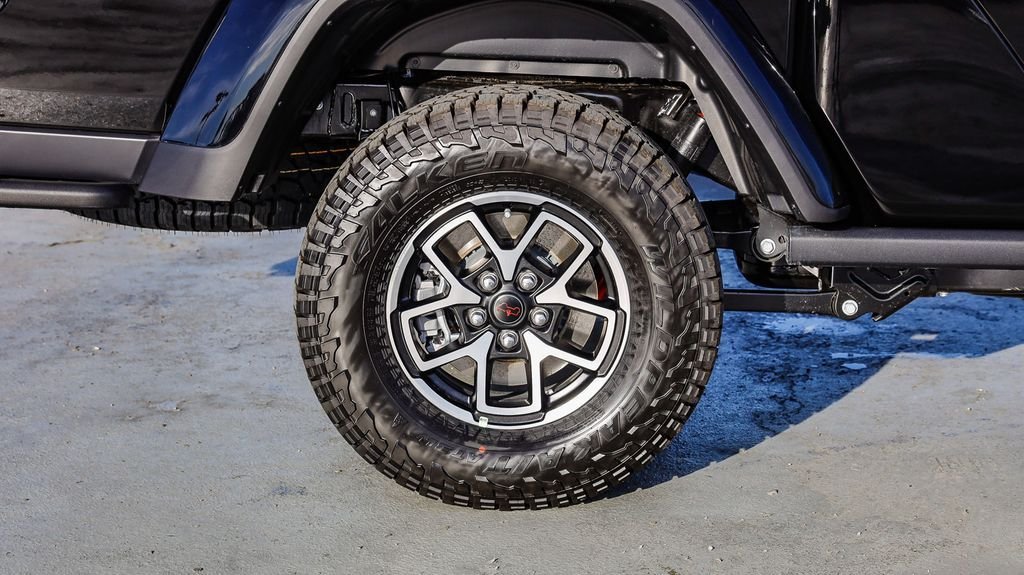 New 2026 Black Clearcoat Jeep Rubicon X image 12