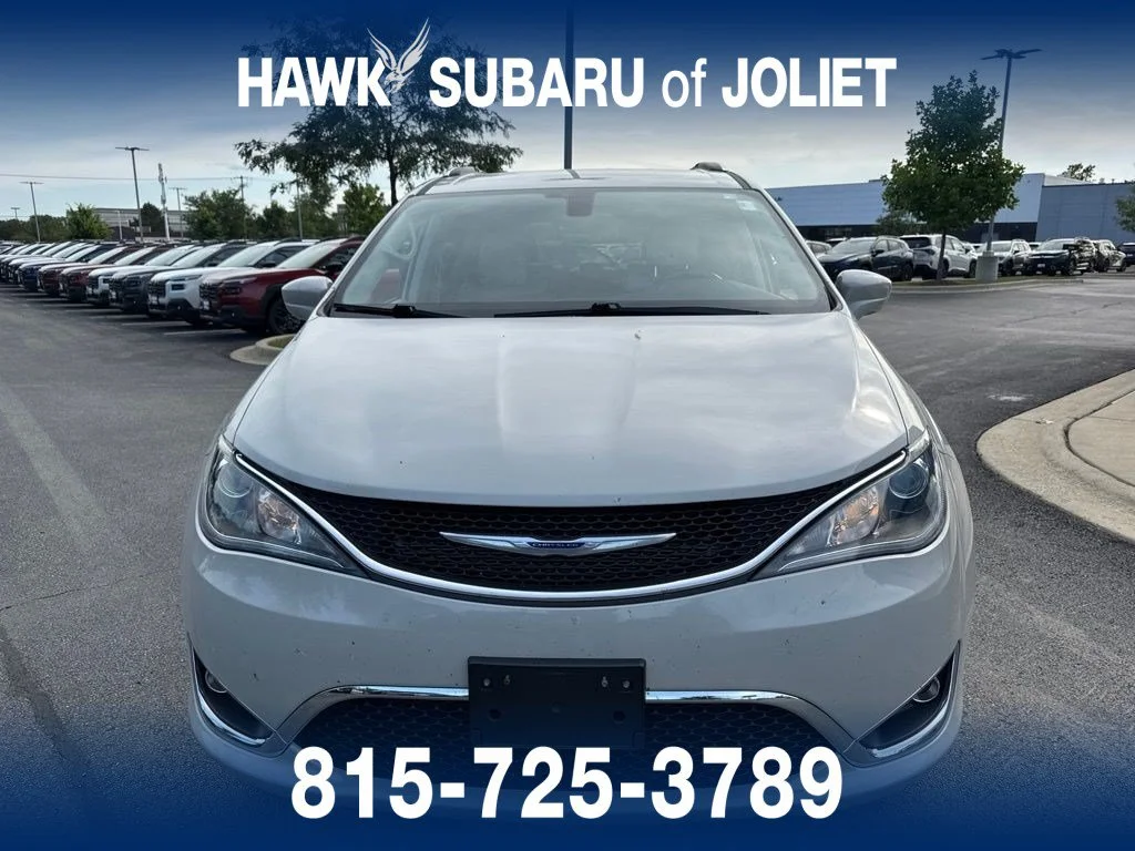 Used 2019 Luxury White Pearlcoat Chrysler Touring L Plus image 2