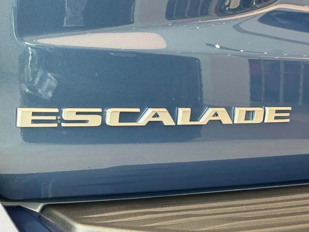2026 Cadillac Escalade Luxury - Photo 10