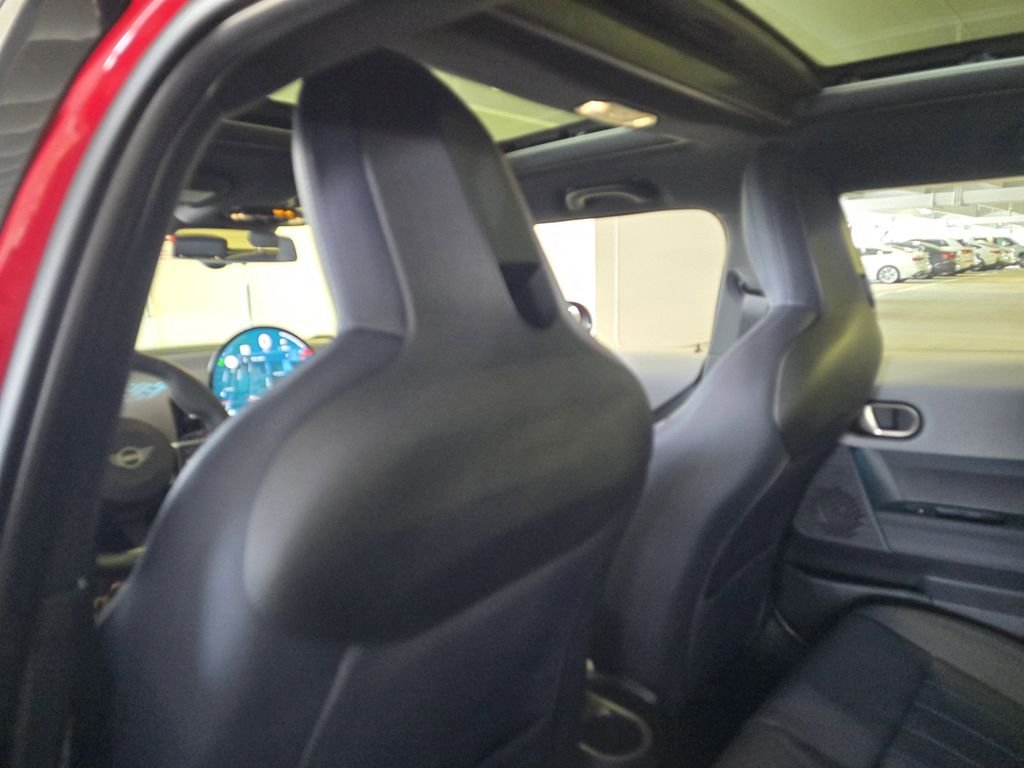 2025 MINI Hardtop 4 Door S - Photo 11