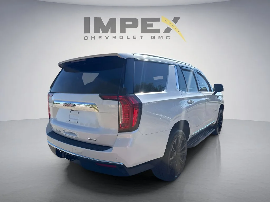 Used 2022 WHITE FROST TRICOAT GMC SLT image 5