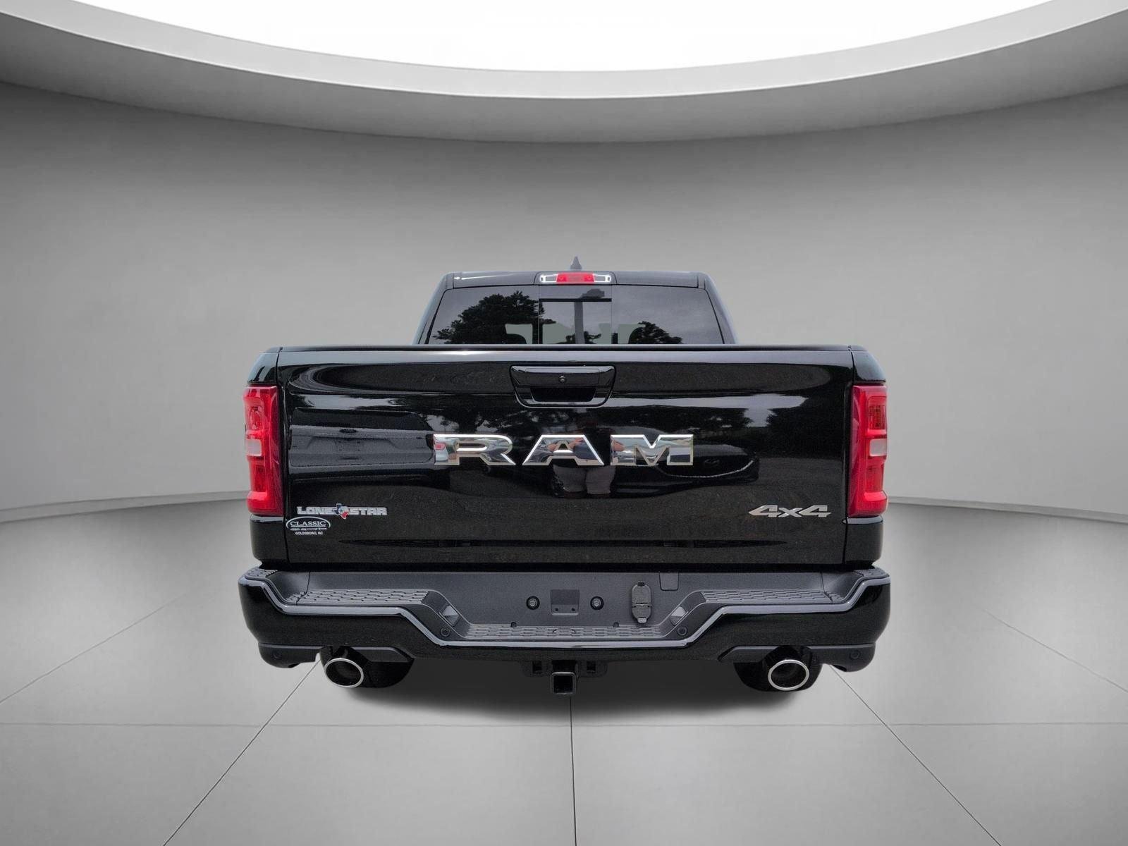 New 2026 Diamond Black Crystal Pearl-Coat Exterior Paint RAM Lone Star image 4