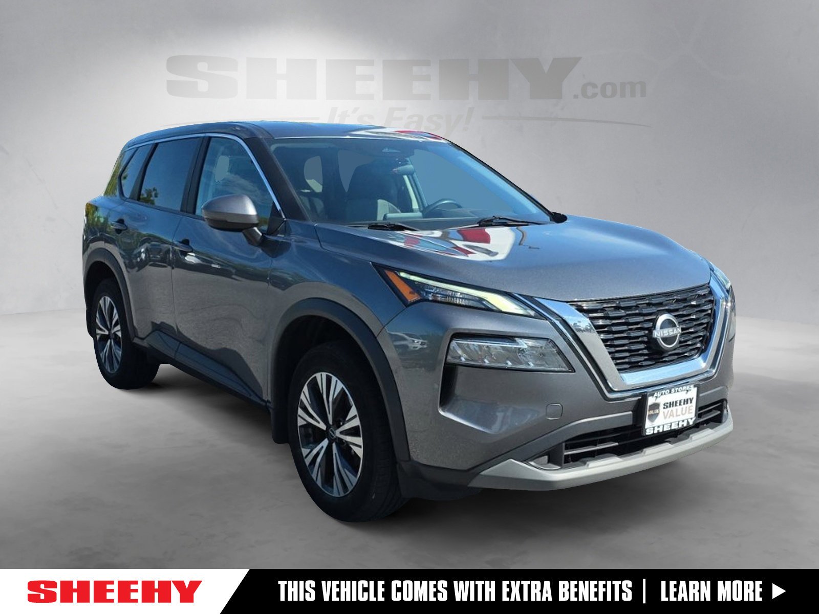 Used 2023 Gray Nissan SV image 1