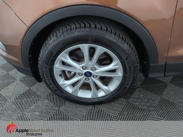 Used 2017 Red Ford SE image 46