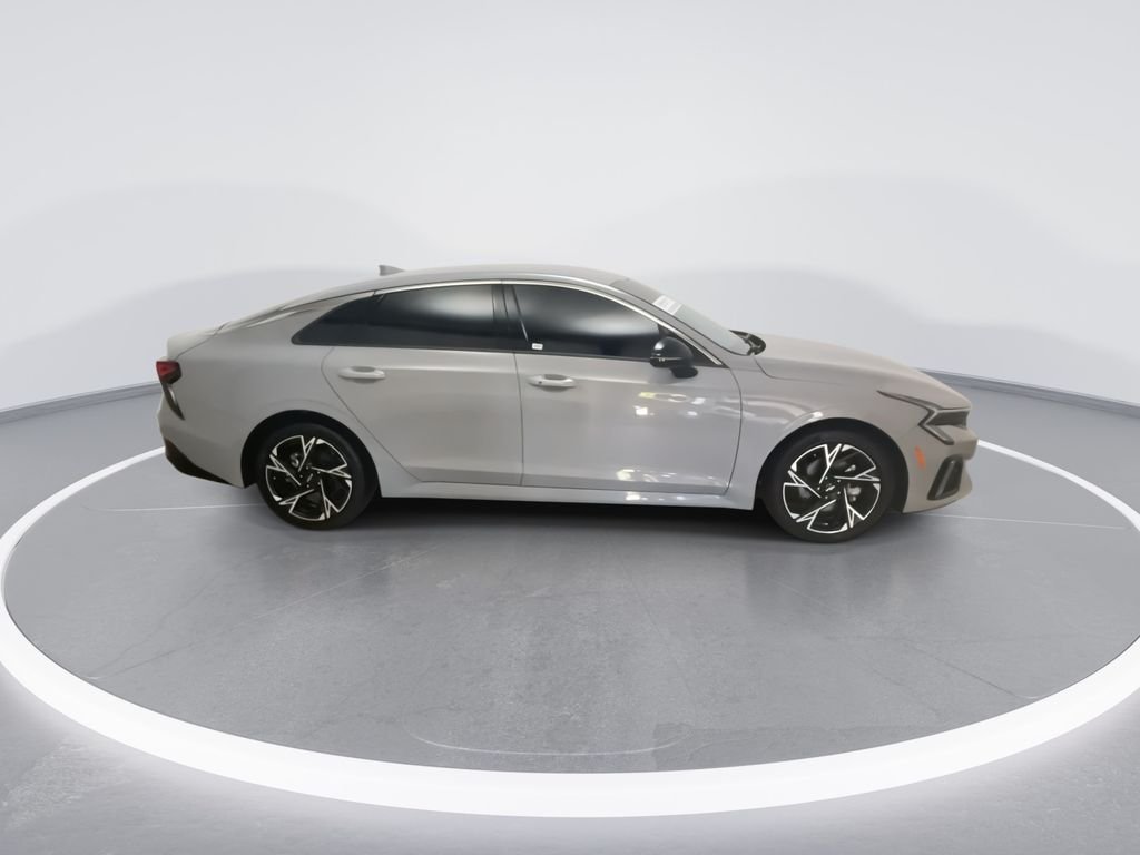 Used 2025 Gray Kia GT-Line image 2