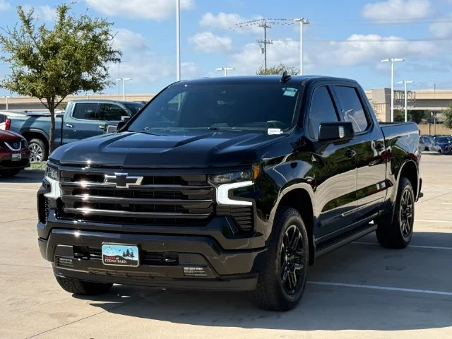 Used 2024 Black Chevrolet High Country image 7