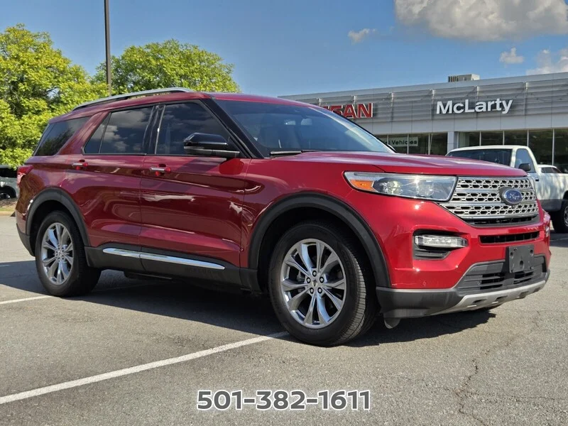 Used 2021 Red Metallic FORD LIMITED RWD image 3