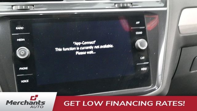 2022 Volkswagen Tiguan SE - Photo 19