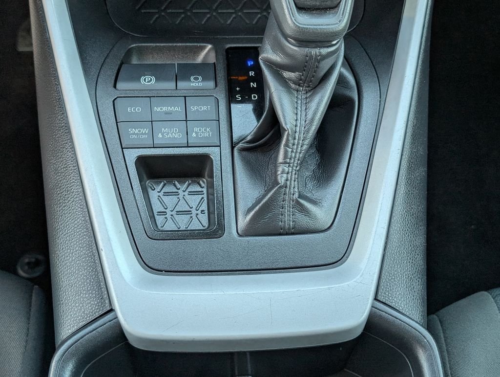 Used 2024 Silver Toyota XLE image 9