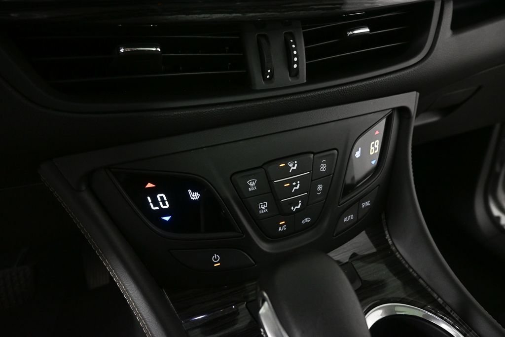 Used 2017 Silver Buick Premium I image 13