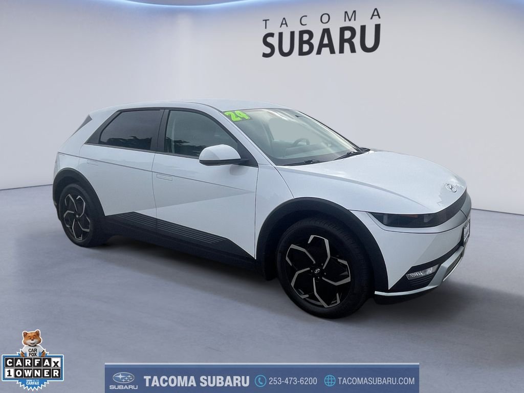 Used 2024 White Hyundai SEL image 7