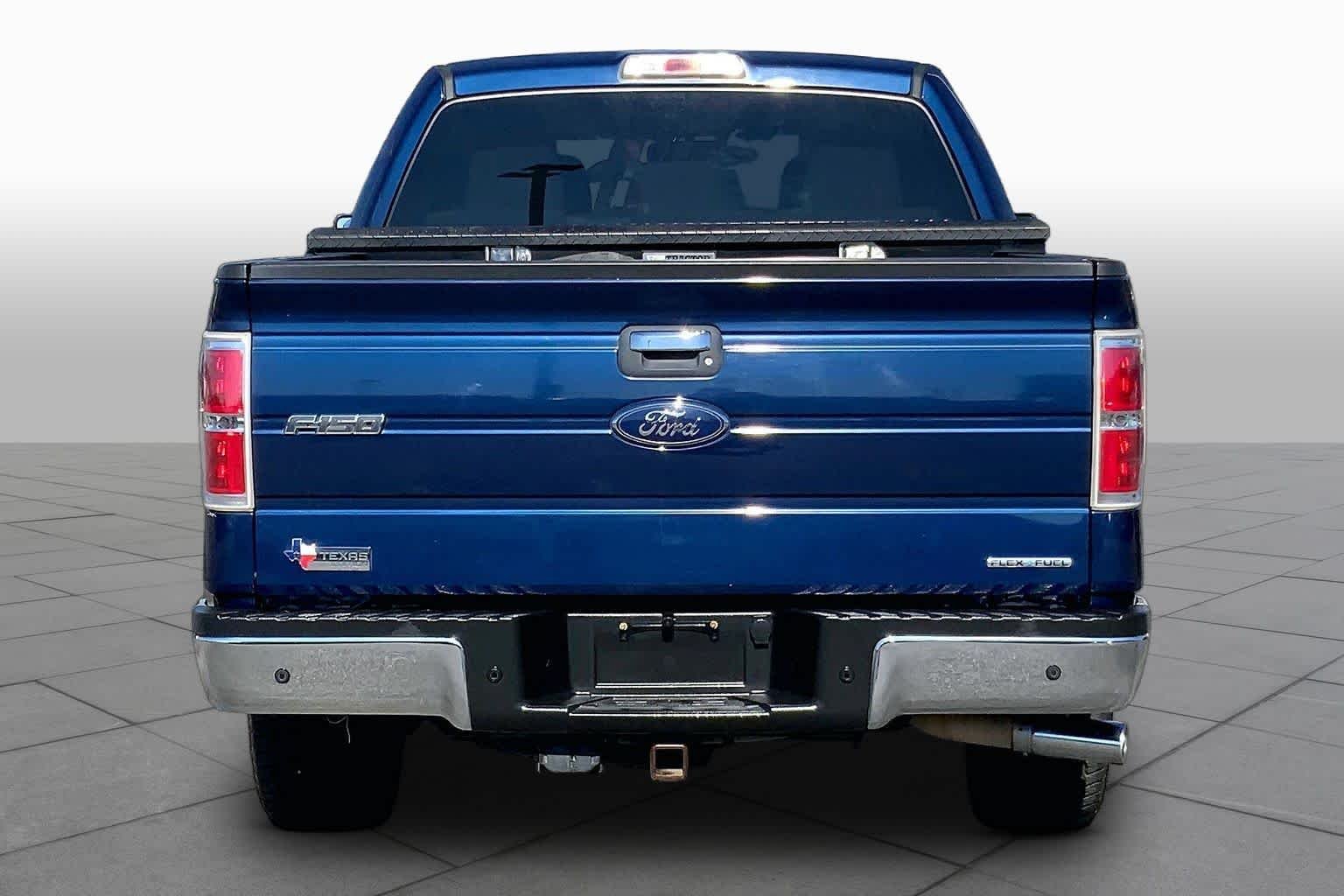 Used 2012 Dark Blue Pearl Metallic Ford XLT image 5