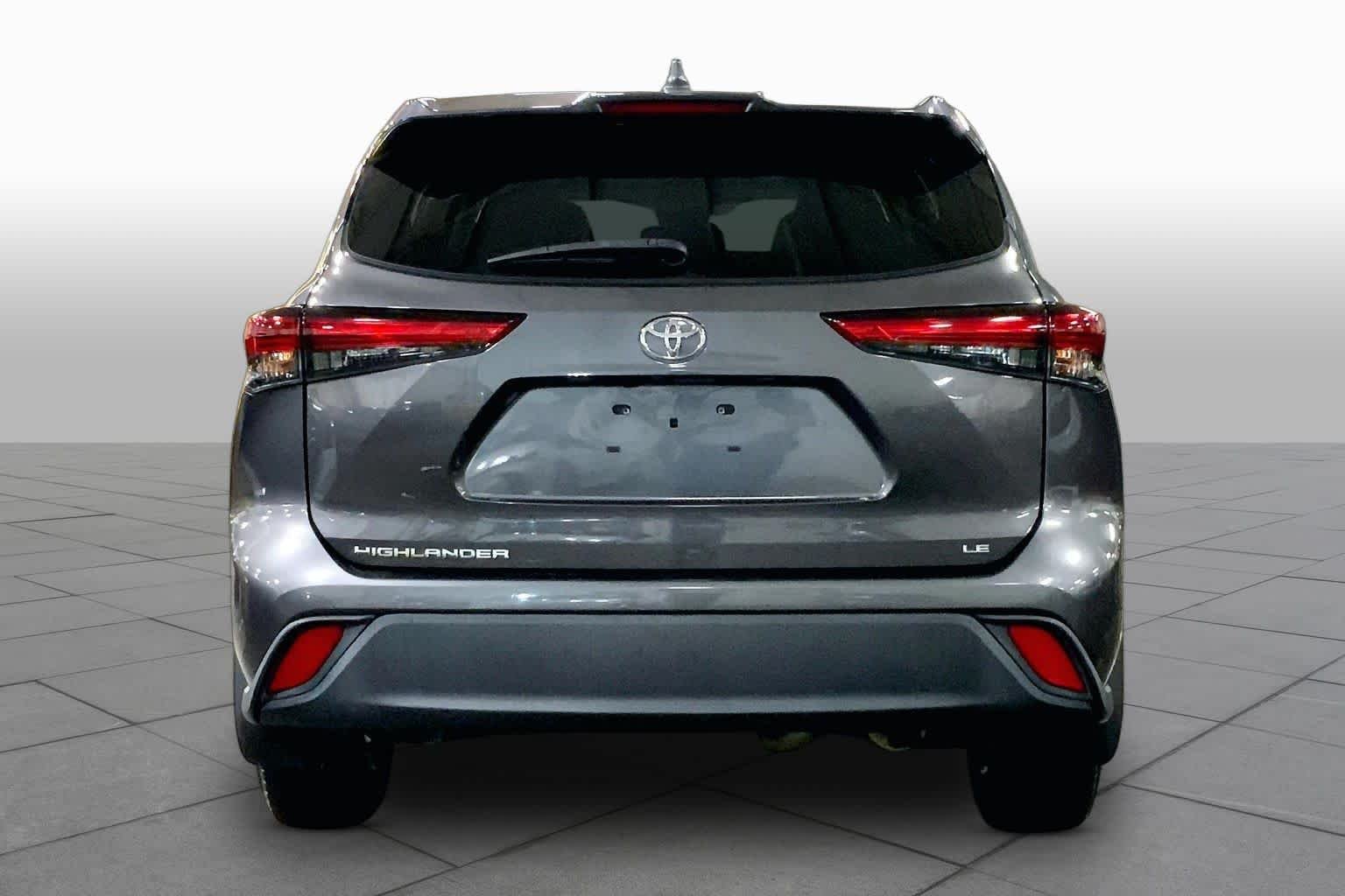 Used 2021 Magnetic Gray Metallic Toyota LE image 5