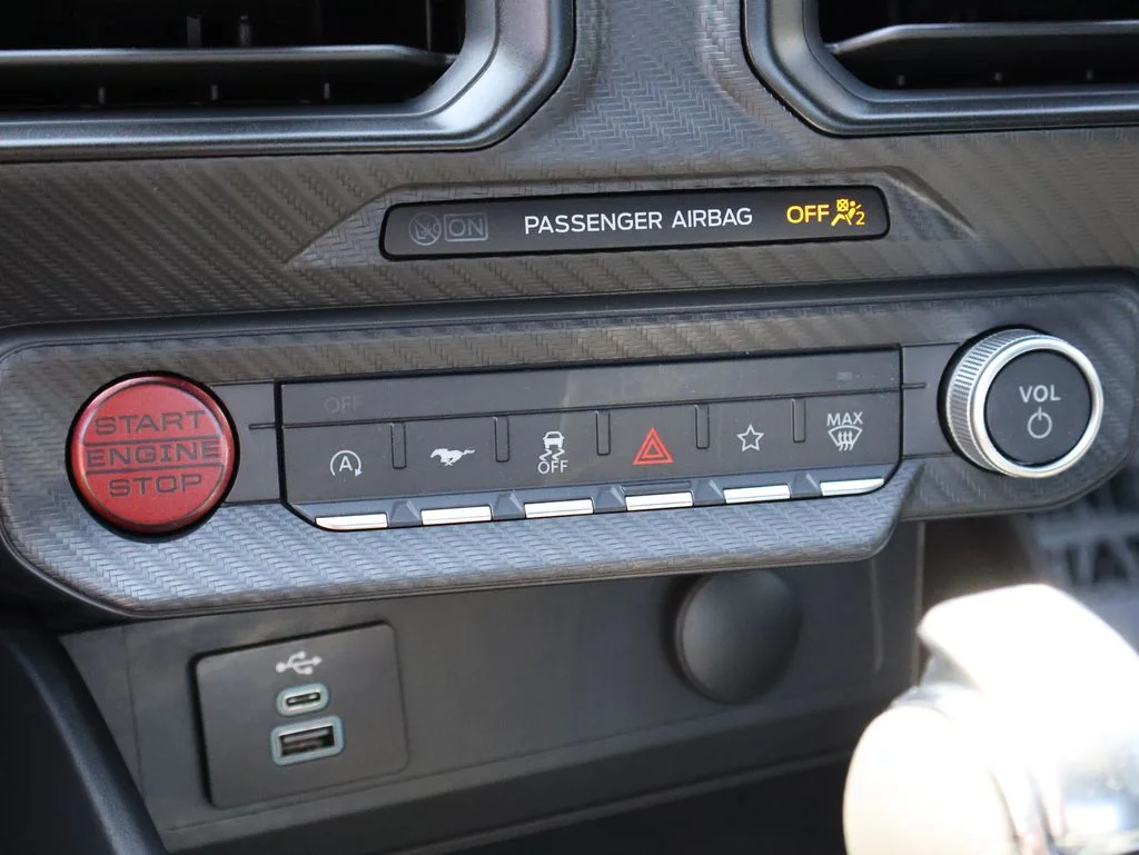 New 2026 Avalanche Gray Ford EcoBoost® Fastback image 32