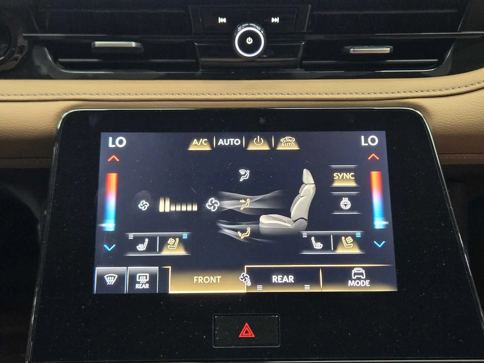 New 2026 RADIANT WHITE INFINITI Luxe 2WD image 13